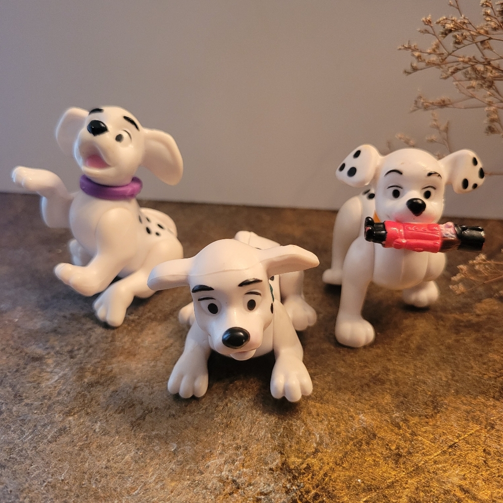 Dalmatian Dog Figurine Set Of 3 - Black & White. Walt Disney 101 Dalmations